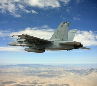AARGM-ER-Completes-Fifth-Consecutive-Successful-Test A U.S. Navy F/A-18 Super Hornet carring a missile inflight