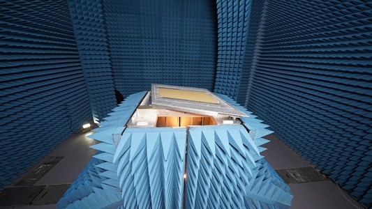 Electronically-Scanned Multifunction Reconfigurable Integrated Sensor (EMRIS) in a Northrop Grumman testing range radar