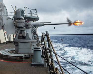 Bushmaster 25mm navy ship firing gun