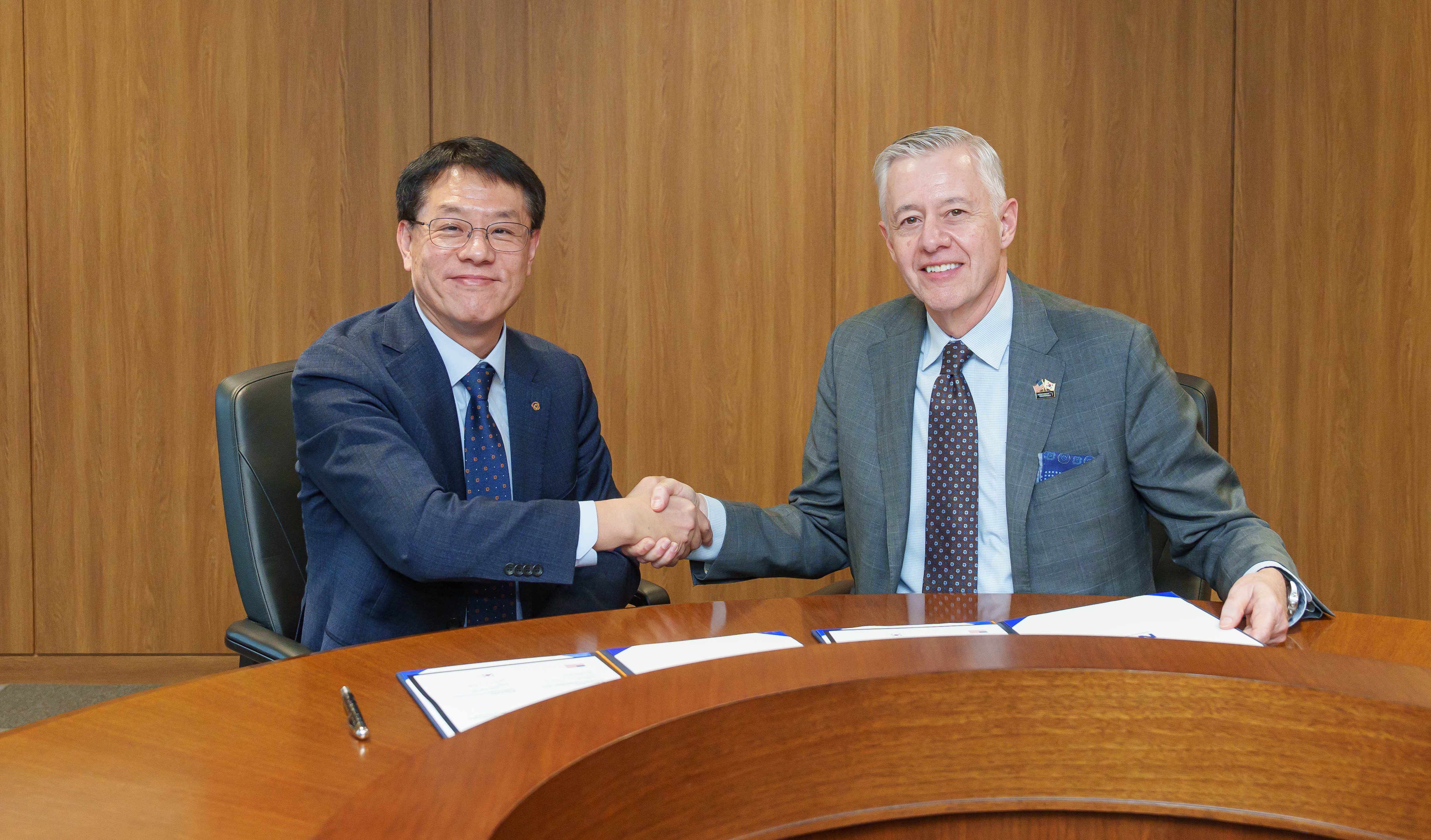 Northrop Grumman and Hanwha Sign MOU to Support Republic of Korea’s Air and Missile Defense Modernization