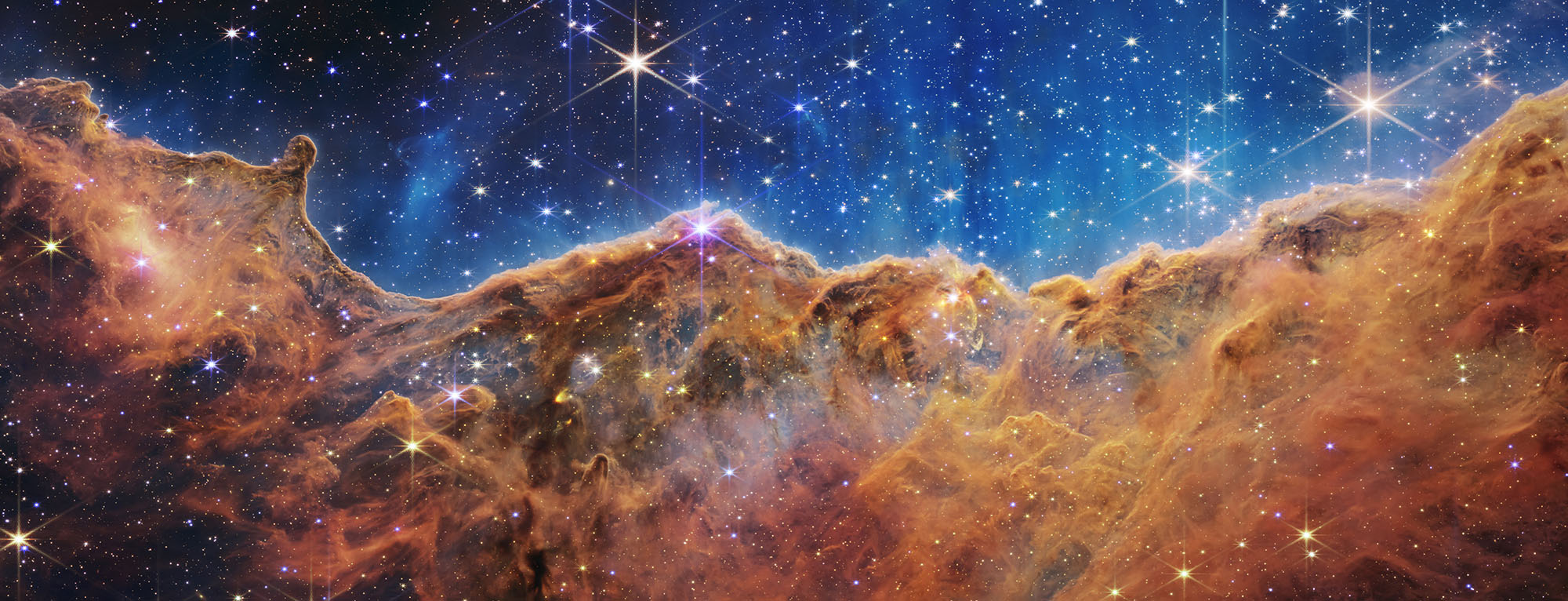 stars and gas clouds in space